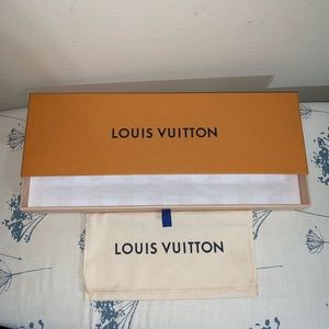 Louis Vuitton gift box and wallet size dust bag